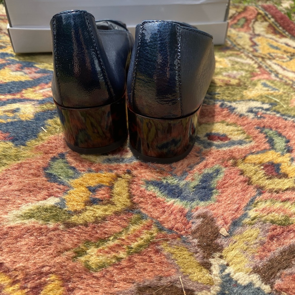 Hispanitas Navy Loafers with Tortoise Accents - Picture 3 of 6